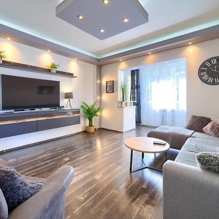 Luxury Apartments Vanessa, Njivice Esterno foto